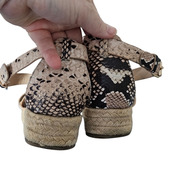 Christian LaCroix Snake Print Platform Espadrile Sandals size 9 - Picture 4 of 8